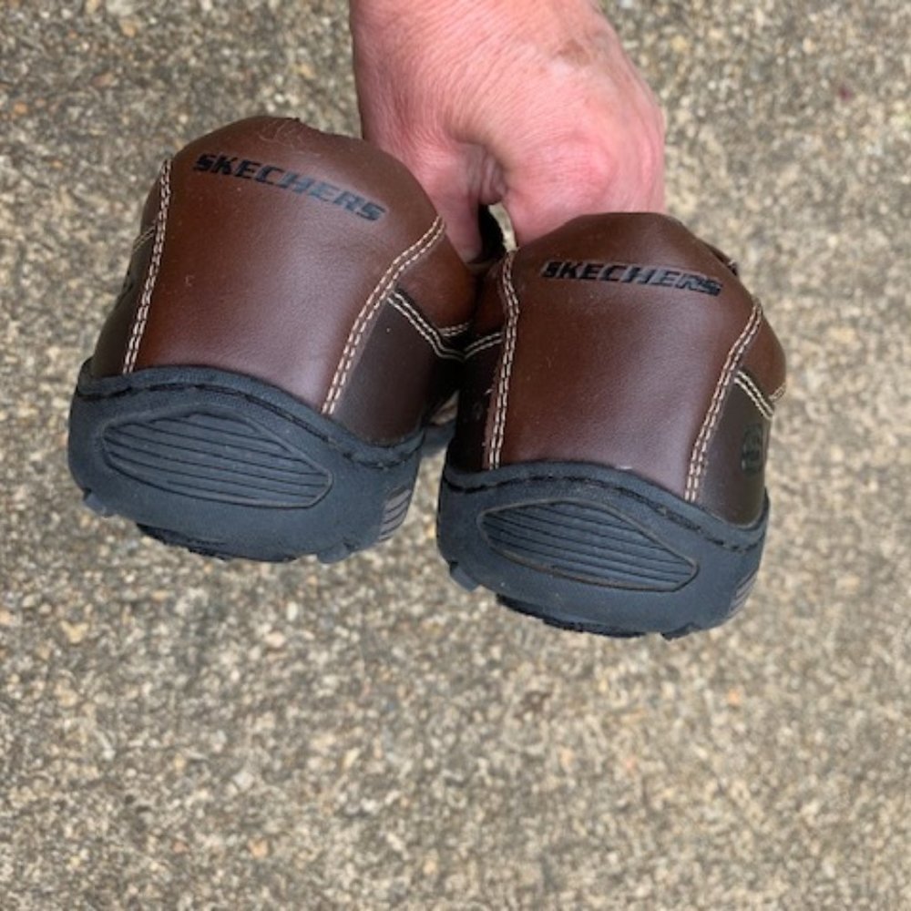 Boy's size 6 brown slip on shoes - Picture 9 of 13